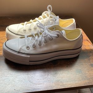 Converse Chuck Taylor All Star Lift Low Sneakers size 7 Women’s